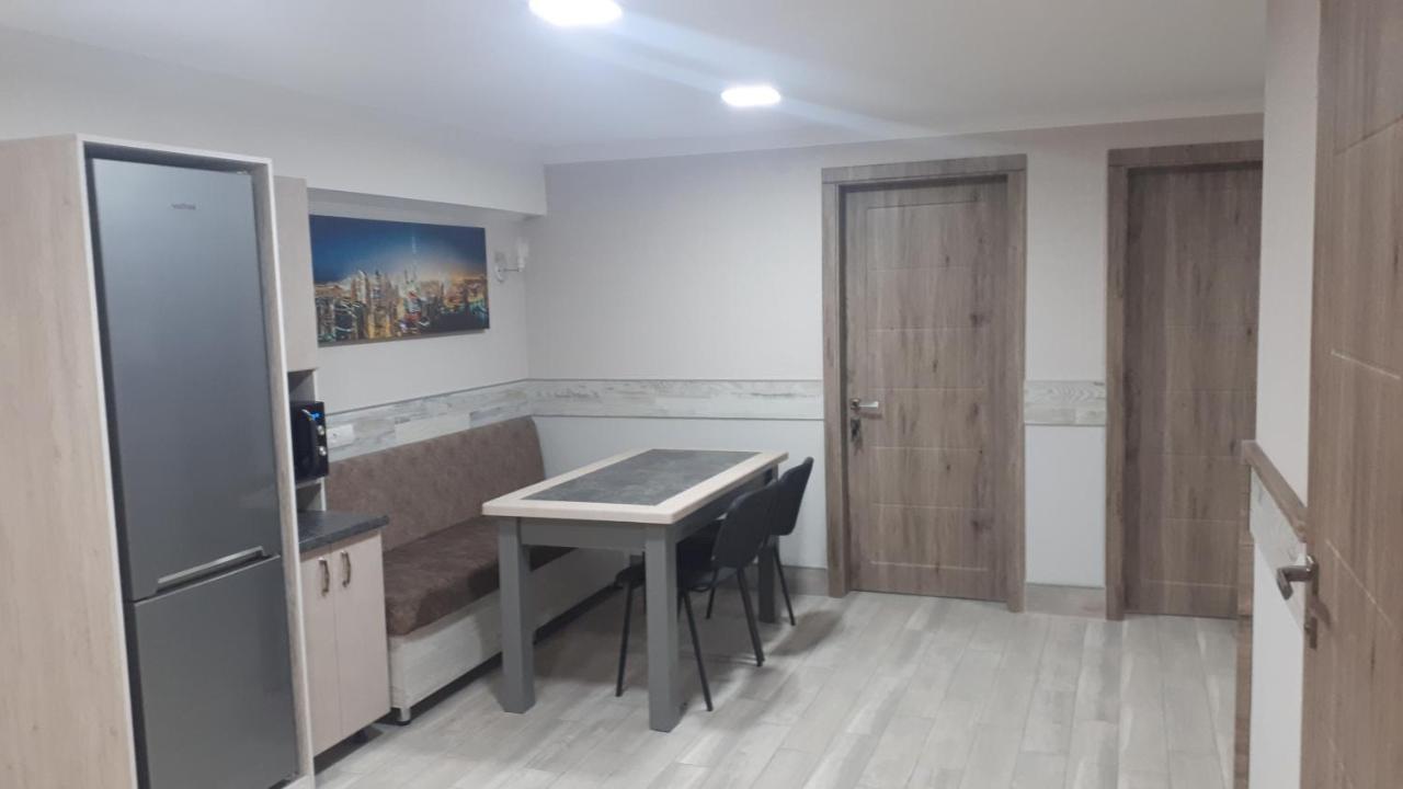 Окремі Номери В Гостьовому Будинку Типу Guest House Kropyvnytskyi Exterior photo